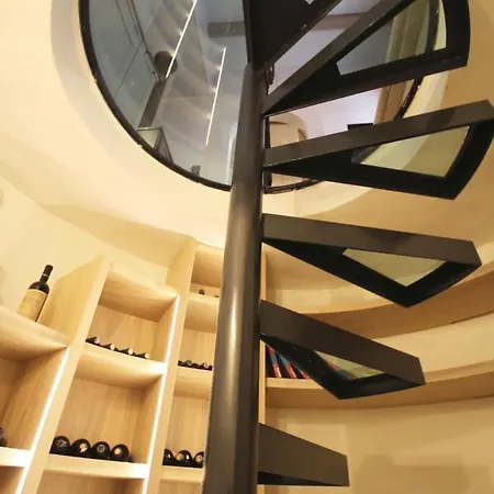 Pefka, By Hellocrete * Resmo