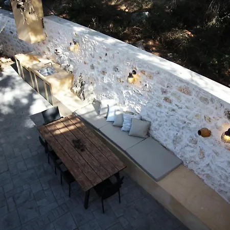 Pefka, By Hellocrete Villa Resmo