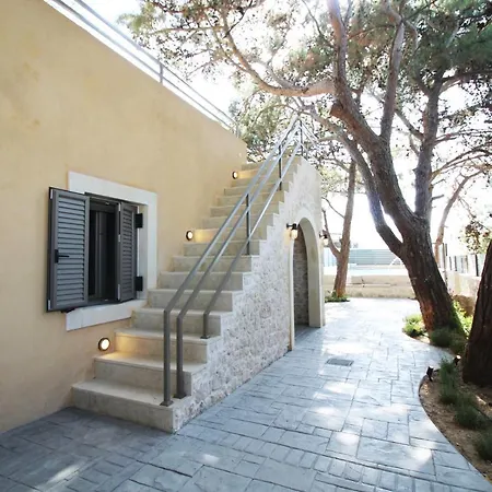 Pefka, By Hellocrete Resmo