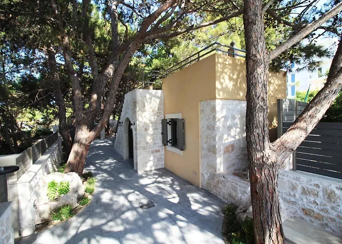 Pefka, By Hellocrete Rethimnon