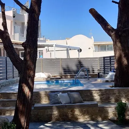 Villa Pefka, By Hellocrete