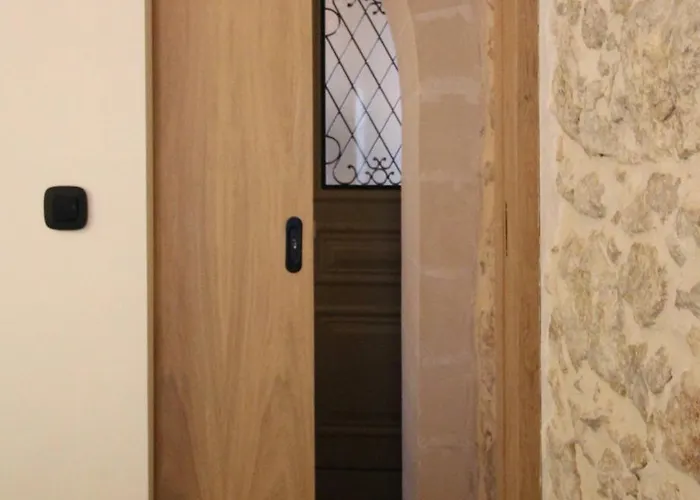 Βίλα Pefka, By Hellocrete *