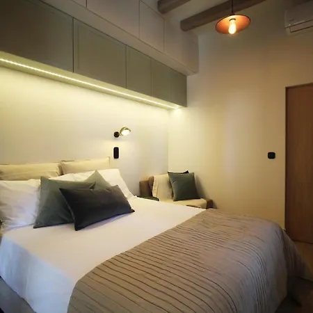 ヴィラ Pefka, By Hellocrete *